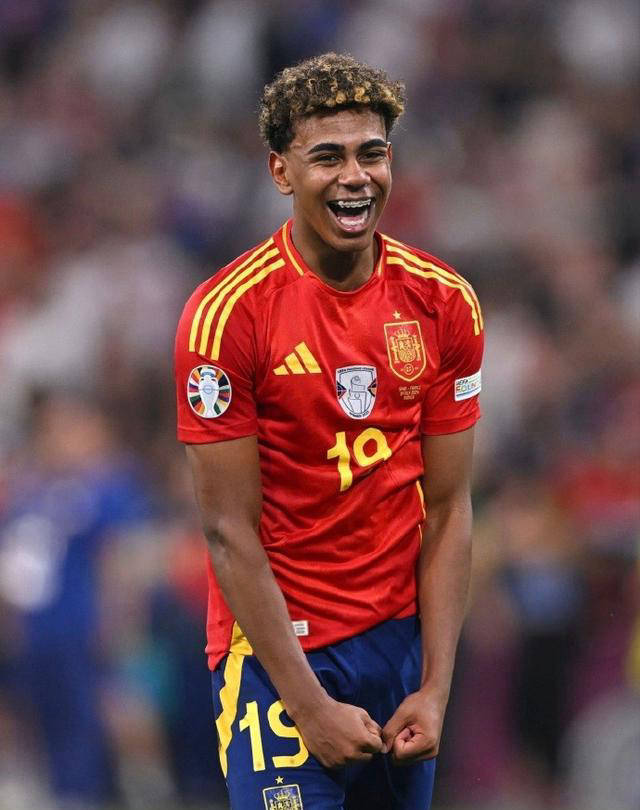 從清晰的足 從清晰的足