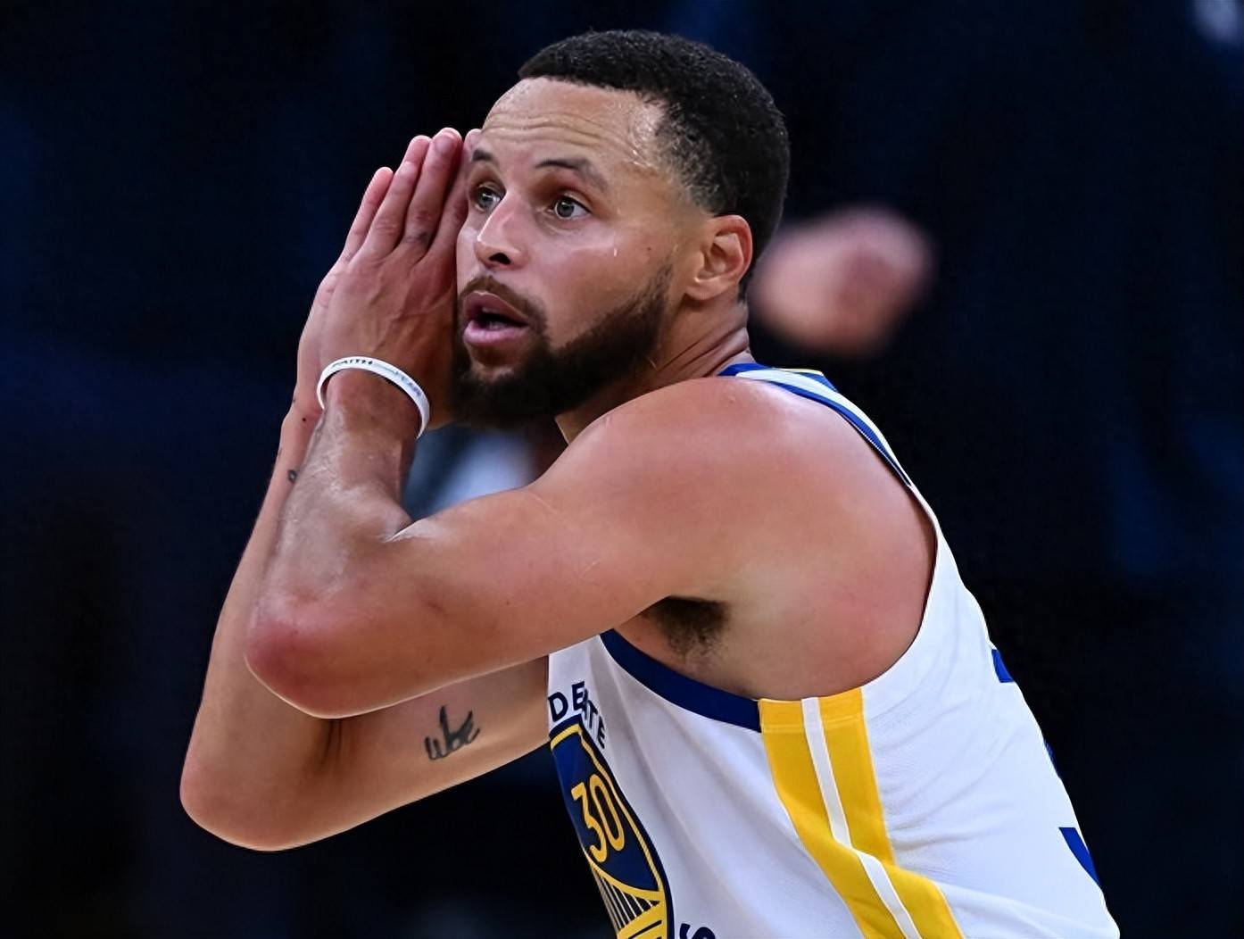 并不来自强 并不来自强